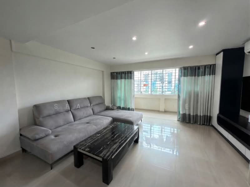 469 Jurong West Street 41, 469 Jurong West Street 41, 3 Bedrooms, 1,625 sqft, HDB Flat For Sale, by Sean King Lee, 500201629 - Living Room - PropertyGuru.com.sg