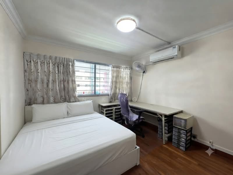 469 Jurong West Street 41, 469 Jurong West Street 41, 3 Bedrooms, 1,625 sqft, HDB Flat For Sale, by Sean King Lee, 500201629 - Bedroom - PropertyGuru.com.sg