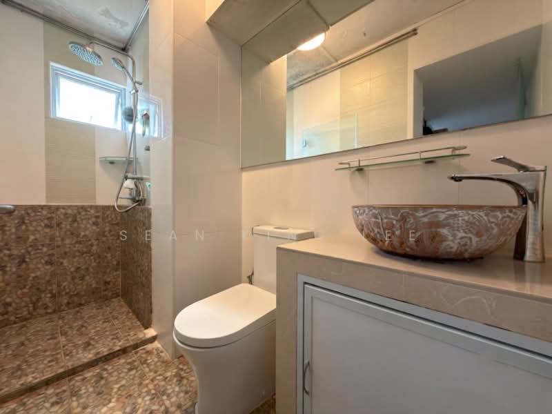 469 Jurong West Street 41, 469 Jurong West Street 41, 3 Bedrooms, 1,625 sqft, HDB Flat For Sale, by Sean King Lee, 500201629 - Bathroom - PropertyGuru.com.sg