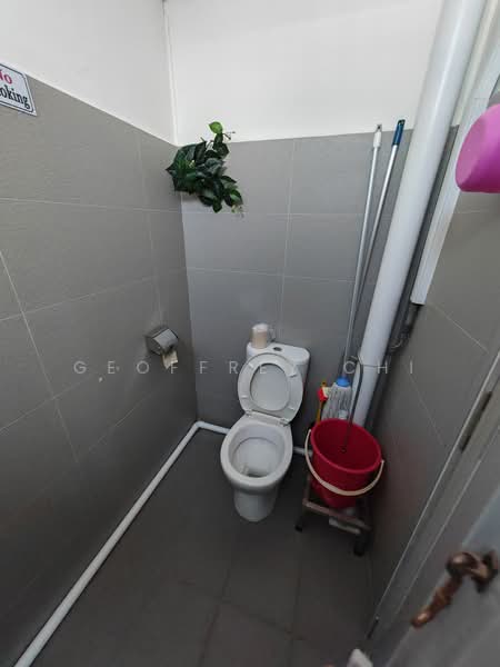 Proxima @ Gambas, 50 Gambas Crescent, 120 sqft, Light Industrial (B1) For Rent, by Geoffrey Chi, 500201645 - Bathroom - CommercialGuru.com.sg