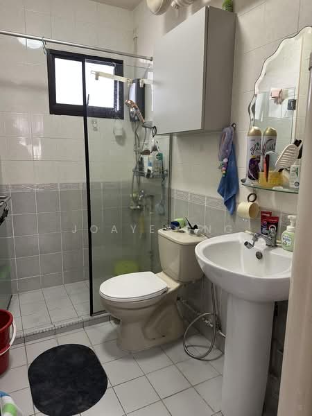356A Admiralty Drive, 356A Admiralty Drive, 3 Bedrooms, 1,011 sqft, HDB Flat For Sale, by Joaye Ong, 500201646 - Bathroom - PropertyGuru.com.sg