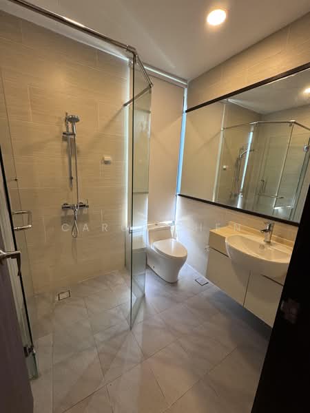 Sembawang Springs Estate, 19 Jalan Salang, 5 Bedrooms, 3,028 sqft, Semi-Detached House For Rent, by Carol Chen, 500201647 - Bathroom - PropertyGuru.com.sg