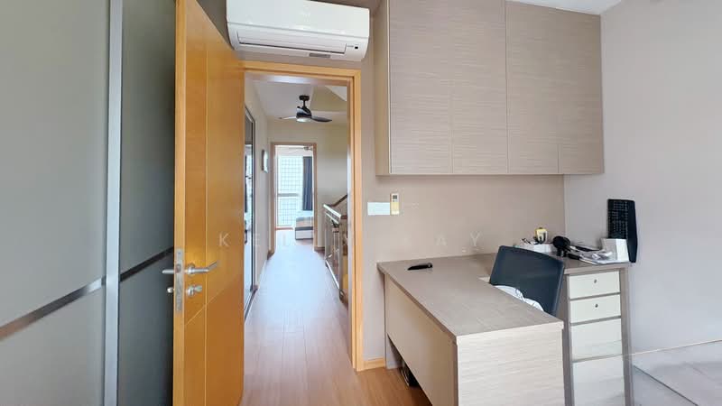 Charlton Villas, 25E Charlton Lane, 5 Bedrooms, 2,723 sqft, Terraced House For Sale, by Kelly Kay, 500201651 - Study - PropertyGuru.com.sg