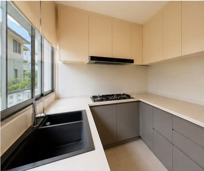 Charlton Villas, Charlton Lane, 5 Bedrooms, 2,723 sqft, Cluster House For Sale, by Kelly Kay, 500201651 - Kitchen - PropertyGuru.com.sg