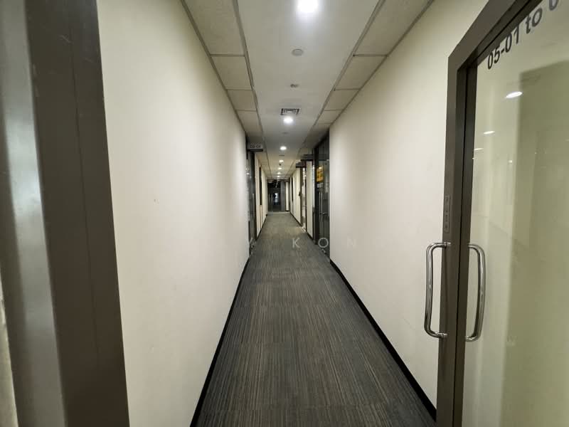 Lucky Plaza, 304 Orchard Road, 150 sqft, Medical For Rent, by Wiky Kong, 500201652 - Corridor - CommercialGuru.com.sg