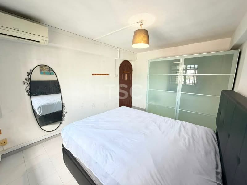 107 Jalan Bukit Merah, 107 Jalan Bukit Merah, 2 Bedrooms, 678 sqft, HDB Flat For Rent, by Jane Lee, 500201663 - Bedroom - PropertyGuru.com.sg