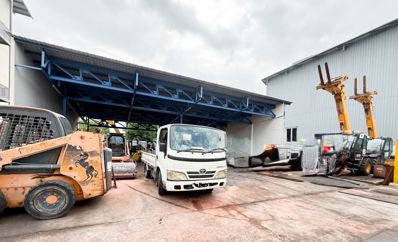 Gul / Jurong, , 8,000 sqft, Factory / Workshop (B2) For Rent, by Peggy Cheng, 500201669 - Exterior - CommercialGuru.com.sg