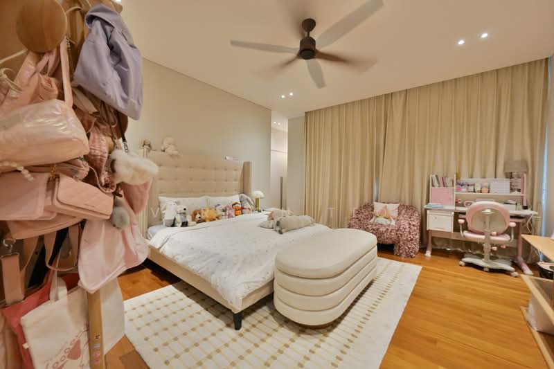 MAGNUM OPUS BUNGALOW WITH EVERYTHING, , 8 Bedrooms, 10,000 sqft, Detached House For Sale, by Vernon Teo, 500201674 - Bedroom - PropertyGuru.com.sg