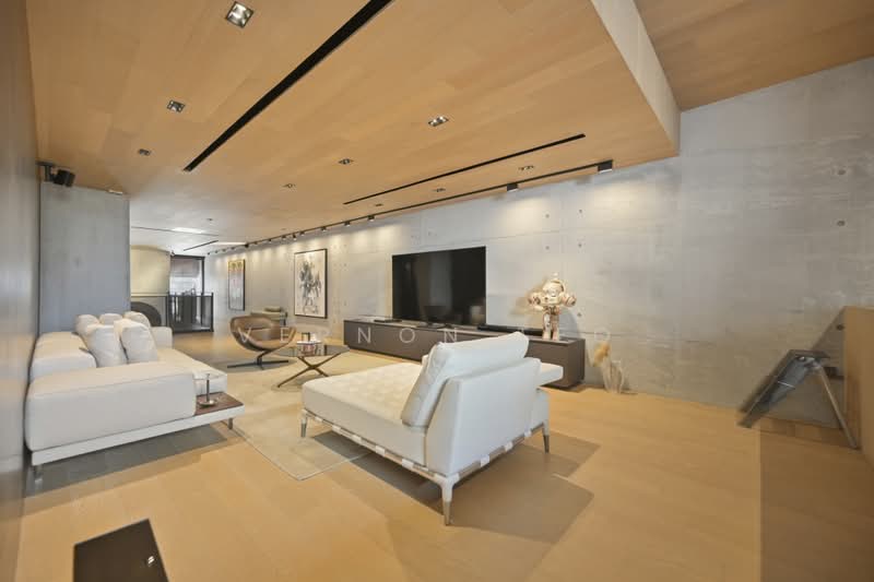 HOST 50 pax - ALMOST NEW MINIMALIST HOME FACING GREENERY, , 5 Bedrooms, 5,001 sqft, Terraced House For Sale, by Vernon Teo, 500201679 - Living Room - PropertyGuru.com.sg