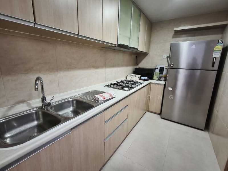 The Lakeshore, 33 Jurong West Street 41, Room Rental, 120 sqft, Condominium For Rent, by Kerrine Thong, 500201702 - Kitchen - PropertyGuru.com.sg
