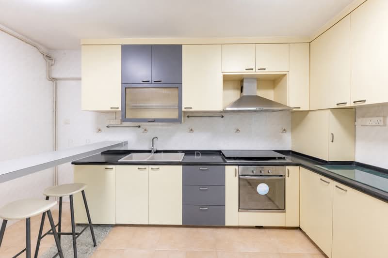 128D Punggol Field Walk, 128D Punggol Field Walk, 3 Bedrooms, 1,184 sqft, HDB Flat For Sale, by Khai Yuen Hong, 500201709 - Kitchen - PropertyGuru.com.sg