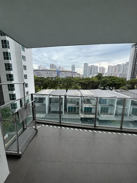 Eight Riversuites, 2 Whampoa East, Balestier / Toa Payoh, Room Rental, 150 sqft, Condominium For Rent, by Ping Neo, 500201713 - Balcony - PropertyGuru.com.sg