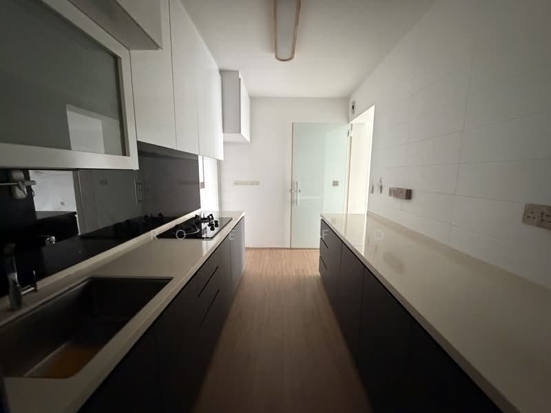 476B Upper Serangoon View, 476B Upper Serangoon View, 3 Bedrooms, 990 sqft, HDB Flat For Sale, by Robert Foo, 500201714 - Kitchen - PropertyGuru.com.sg