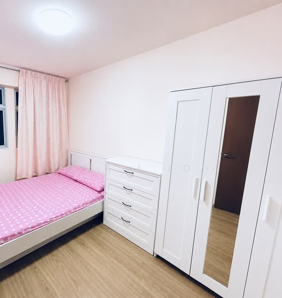 468A Meadow Spring @ Yishun, 468A Yishun Street 43, 2 Bedrooms, 721 sqft, HDB Flat For Sale, by Maria Loh, 500201715 - Bedroom - PropertyGuru.com.sg