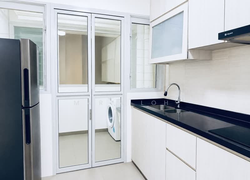 468A Meadow Spring @ Yishun, 468A Yishun Street 43, 2 Bedrooms, 721 sqft, HDB Flat For Sale, by Maria Loh, 500201715 - Kitchen - PropertyGuru.com.sg