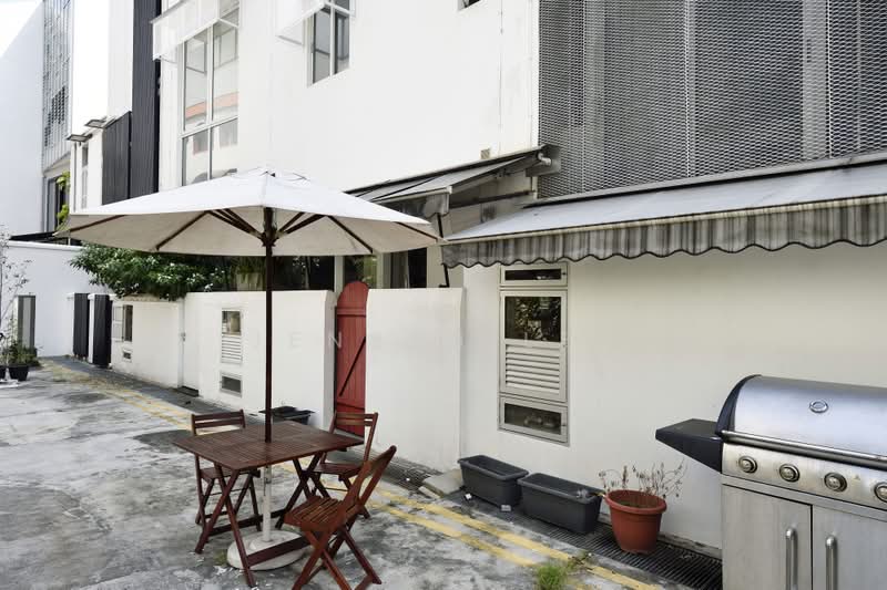 Scarlet Red Dragon House, Red Dragon House, 13 Geylang Lorong 24A, Singapore 398537, Studio, 230 sqft, Shophouse For Rent, by Jensen Lee, 500201718 - Exterior - PropertyGuru.com.sg