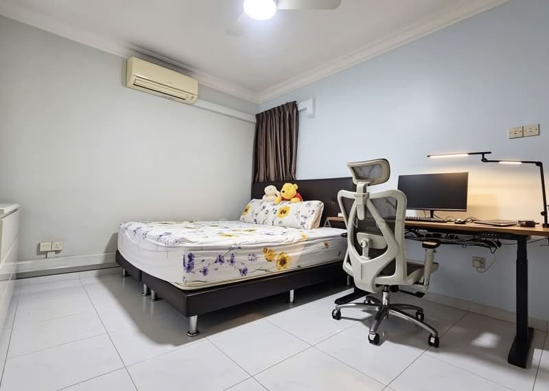 275D Jurong West Street 25, 275D Jurong West Street 25, 3 Bedrooms, 1,194 sqft, HDB Flat For Sale, by Elson Wang, 500201721 - Bedroom - PropertyGuru.com.sg