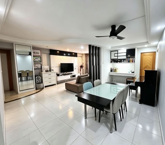 275D Jurong West Street 25, 275D Jurong West Street 25, 3 Bedrooms, 1,194 sqft, HDB Flat For Sale, by Elson Wang, 500201721 - Living Room - PropertyGuru.com.sg