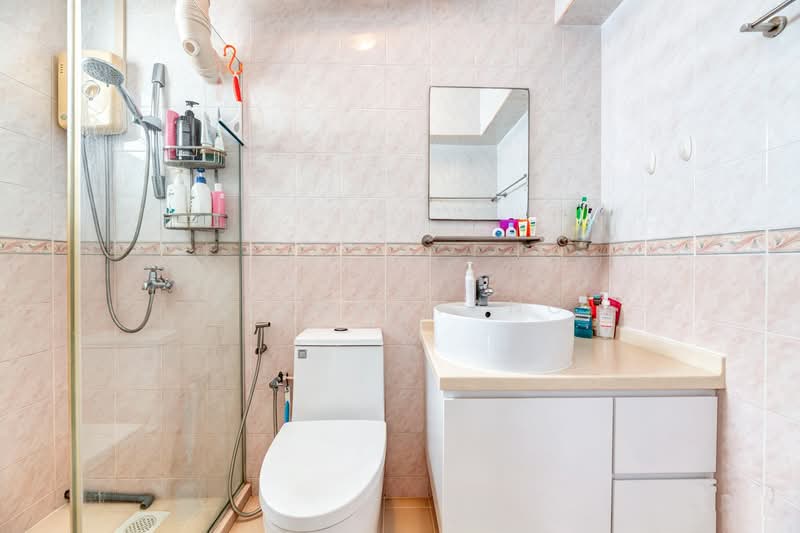 275D Jurong West Street 25, 275D Jurong West Street 25, 3 Bedrooms, 1,194 sqft, HDB Flat For Sale, by Elson Wang, 500201721 - Bathroom - PropertyGuru.com.sg