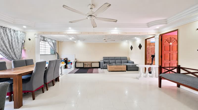 120 Pending Road, 120 Pending Road, 3 Bedrooms, 1,410 sqft, HDB Flat For Sale, by Irwin Hafiz, 500201731 - Living Room - PropertyGuru.com.sg