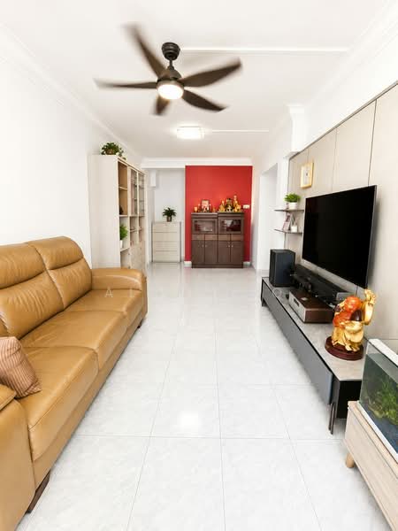 816 Woodlands Street 82, 816 Woodlands Street 82, 5 Bedrooms, 1,905 sqft, HDB Flat For Sale, by Alan Neo, 500201732 - Living Room - PropertyGuru.com.sg