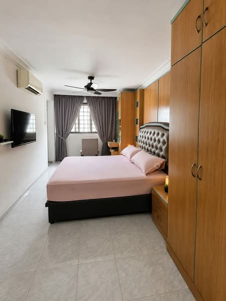 816 Woodlands Street 82, 816 Woodlands Street 82, 5 Bedrooms, 1,905 sqft, HDB Flat For Sale, by Alan Neo, 500201732 - Bedroom - PropertyGuru.com.sg