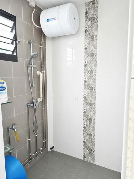 816 Woodlands Street 82, 816 Woodlands Street 82, 5 Bedrooms, 1,905 sqft, HDB Flat For Sale, by Alan Neo, 500201732 - Bathroom - PropertyGuru.com.sg