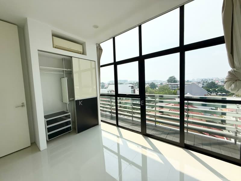 Cubik, 81 Lorong K Telok Kurau, 3 Bedrooms, 2,120 sqft, Apartment For Rent, by JULIAN NEO, 500201750 - Balcony - PropertyGuru.com.sg