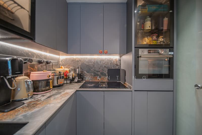 Soleil @ Sinaran, 6 Sinaran Drive, 3 Bedrooms, 1,098 sqft, Condominium For Sale, by Kua WanTing, 500201757 - Kitchen - PropertyGuru.com.sg