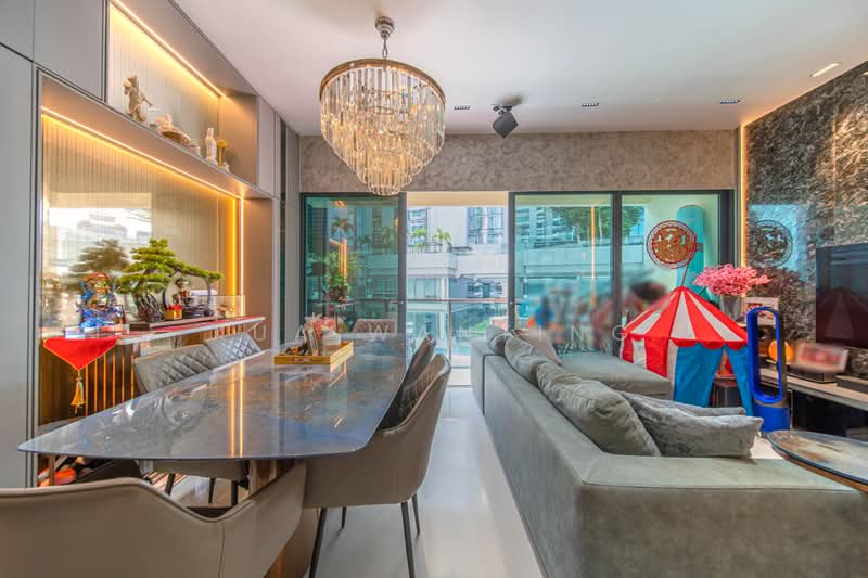 Soleil @ Sinaran, 6 Sinaran Drive, 3 Bedrooms, 1,098 sqft, Condominium For Sale, by Kua WanTing, 500201757 - Living Room - PropertyGuru.com.sg