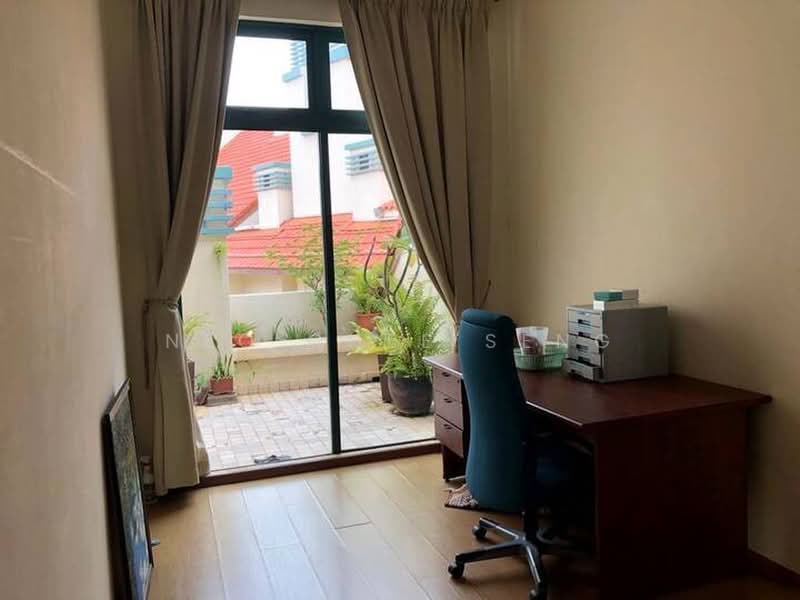 Laguna 88, 44 Eastwood Road, 3 Bedrooms, 2,088 sqft, Condominium For Sale, by Neo Chee Seng, 500201760 - Study - PropertyGuru.com.sg
