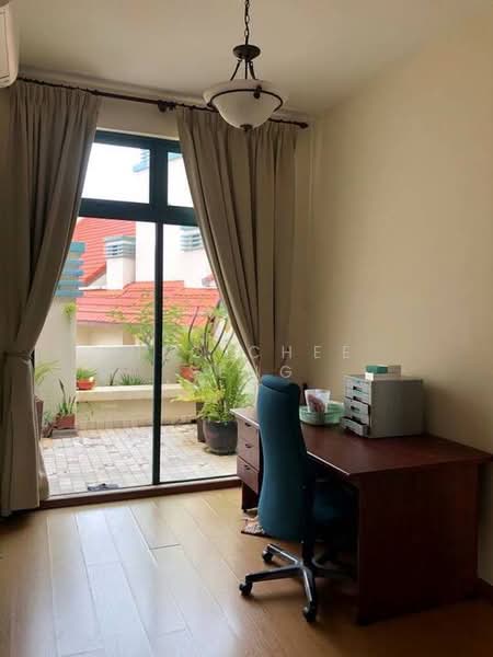 Laguna 88, 44 Eastwood Road, 3 Bedrooms, 2,088 sqft, Condominium For Sale, by Neo Chee Seng, 500201760 - Study - PropertyGuru.com.sg