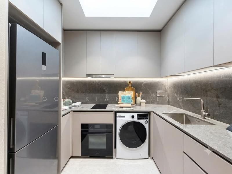 Amber House, 30 Amber Gardens, 4 Bedrooms, 1,744 sqft, Condominium For Sale, by Goh Kiang Leng, 500201783 - PropertyGuru.com.sg