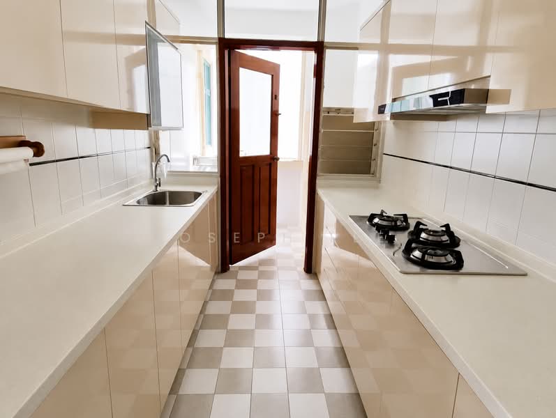 Changi Green, 718 Upper Changi Road East, 2 Bedrooms, 872 sqft, Condominium For Rent, by Joseph Lee, 500201784 - Kitchen - PropertyGuru.com.sg