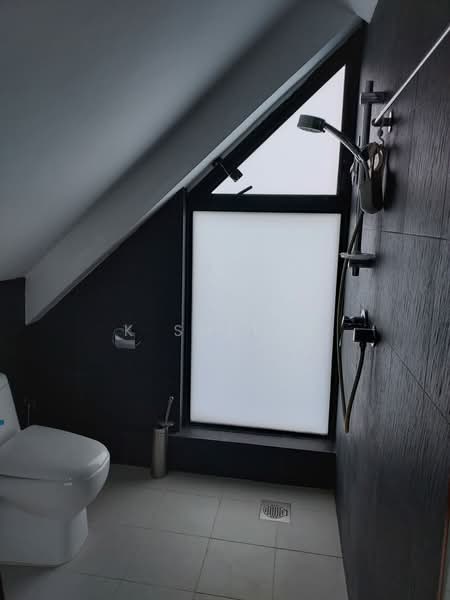 Cubik, 81 Lorong K Telok Kurau, 3 Bedrooms, 2,120 sqft, Apartment For Sale, by JULIAN NEO, 500201785 - Bathroom - PropertyGuru.com.sg