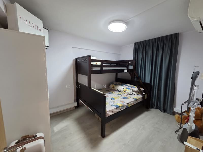 4 Holland Close, 4 Holland Close, 2 Bedrooms, 700 sqft, HDB Flat For Sale, by Colin Ee, 500201786 - Bedroom - PropertyGuru.com.sg