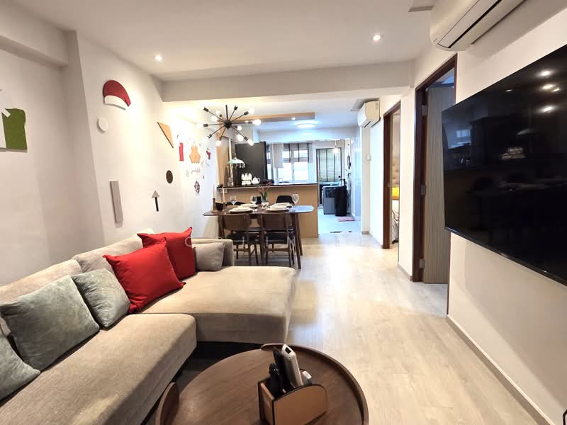 4 Holland Close, 4 Holland Close, 2 Bedrooms, 700 sqft, HDB Flat For Sale, by Colin Ee, 500201786 - Living Room - PropertyGuru.com.sg
