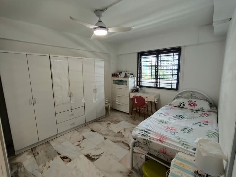 232 Lorong 8 Toa Payoh, 232 Lorong 8 Toa Payoh, 3 Bedrooms, 700 sqft, HDB Flat For Sale, by James Lee, 500201789 - Bedroom - PropertyGuru.com.sg