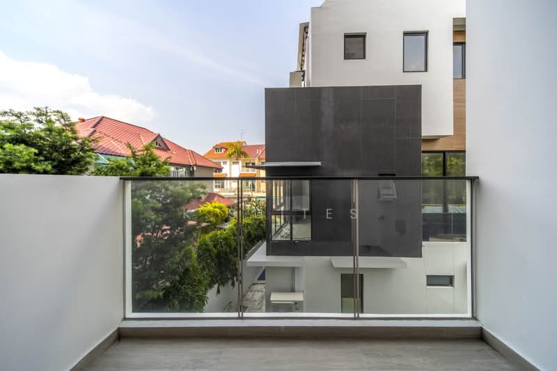 K Suites, 21 Lorong K Telok Kurau, 3 Bedrooms, 1,130 sqft, Apartment For Rent, by JULIAN NEO, 500201798 - Exterior - PropertyGuru.com.sg