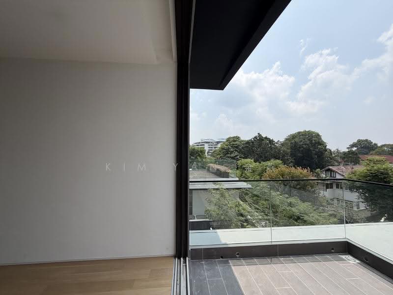 Brand New&Luxury, 5 levels with Lift &Pool, Bright&spacious with high ceiling at elevated ground, wattern estate - call 8130 3636 to view!, Newton / Novena, 6 Bedrooms, 9,614 sqft, Bungalow House For Sale, by Kim Yan 金燕, 500201801 - Balcony - PropertyGuru.com.sg