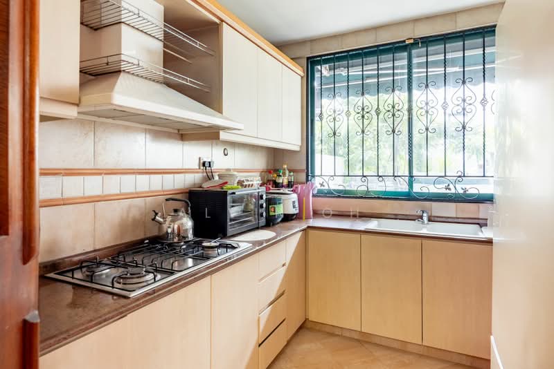 ⭐️⭐️LANDED7772@ 3-storey 6 bedrooms terrace @ tai keng, Jalan Kelichap @ Tai Keng, 6 Bedrooms, 3,488 sqft, Terraced House For Sale, by Alvin Oh, 500201810 - Kitchen - PropertyGuru.com.sg