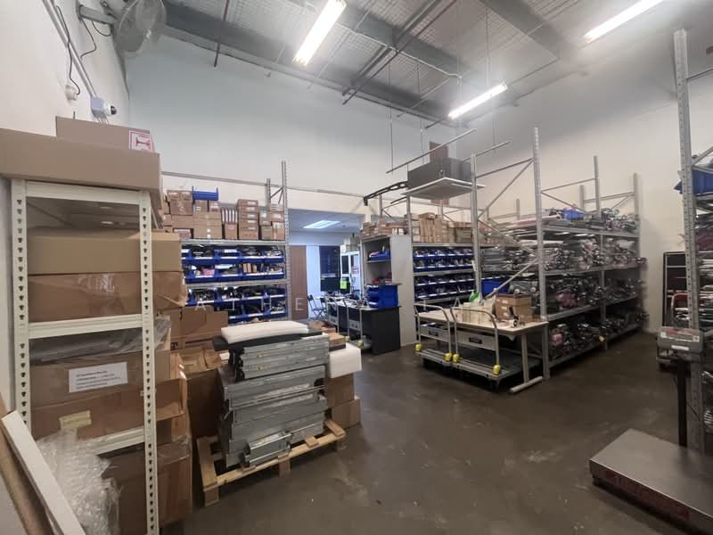 APS Industrial Building, 49 Jalan Pemimpin, 2,118 sqft, Light Industrial (B1) For Rent, by Athena Tay, 500201816 - CommercialGuru.com.sg