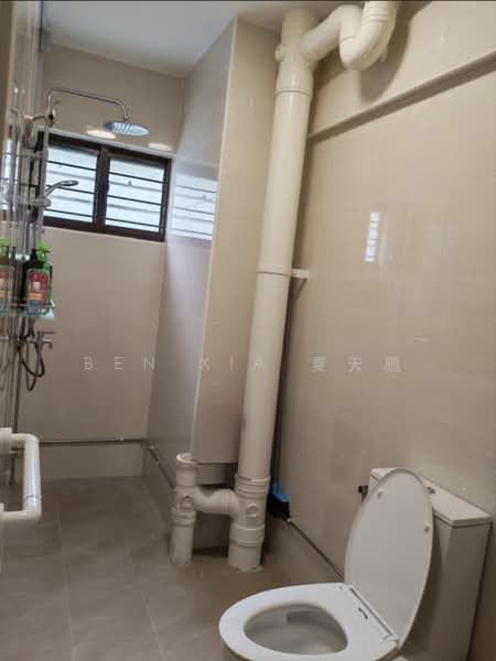 910 Jurong West Street 91, 910 Jurong West Street 91, Room Rental, 120 sqft, HDB Flat For Rent, by Ben XIA 夏天鹏, 500201817 - Bathroom - PropertyGuru.com.sg