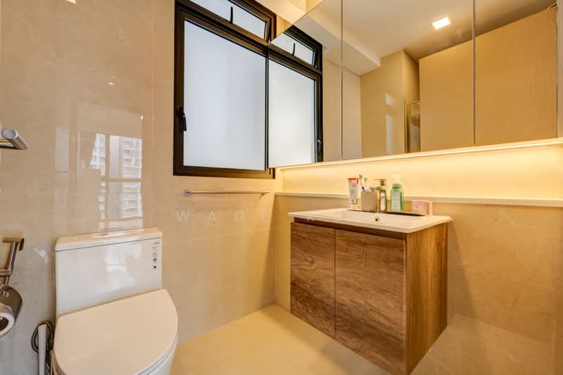 Twin Waterfalls, 118 Punggol Walk, 3 Bedrooms, 1,001 sqft, Executive Condominium For Sale, by Wade Koh, 500201826 - Bathroom - PropertyGuru.com.sg