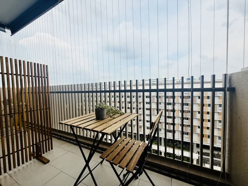 The Vales, 85 Anchorvale Crescent, Room Rental, 108 sqft, Condominium For Rent, by Young Chng, 500201859 - Balcony - PropertyGuru.com.sg