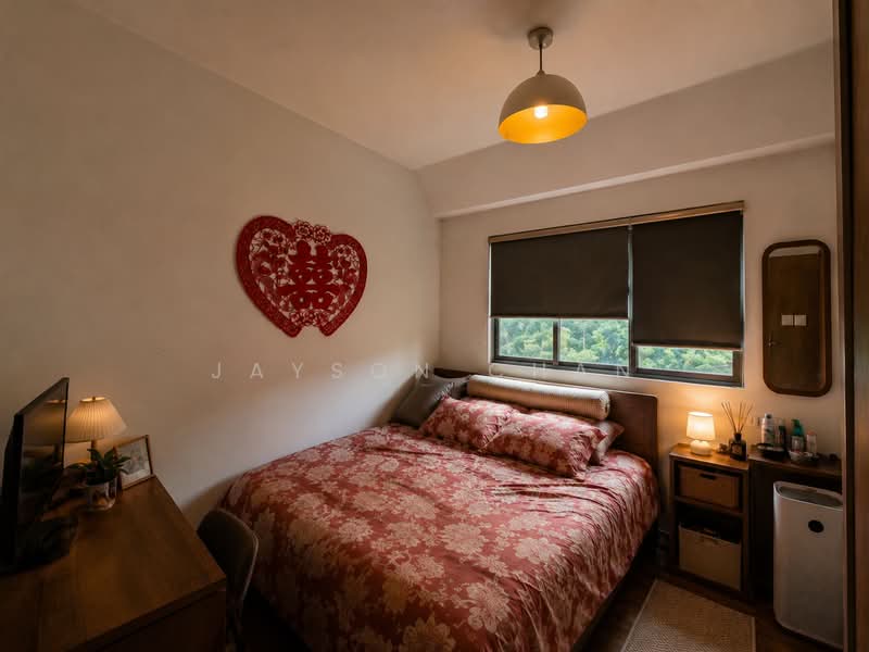 Loyang Villas, Loyang Rise, 6 Bedrooms, 2,700 sqft, Terraced House For Sale, by Jayson Chan, 500201860 - Bedroom - PropertyGuru.com.sg