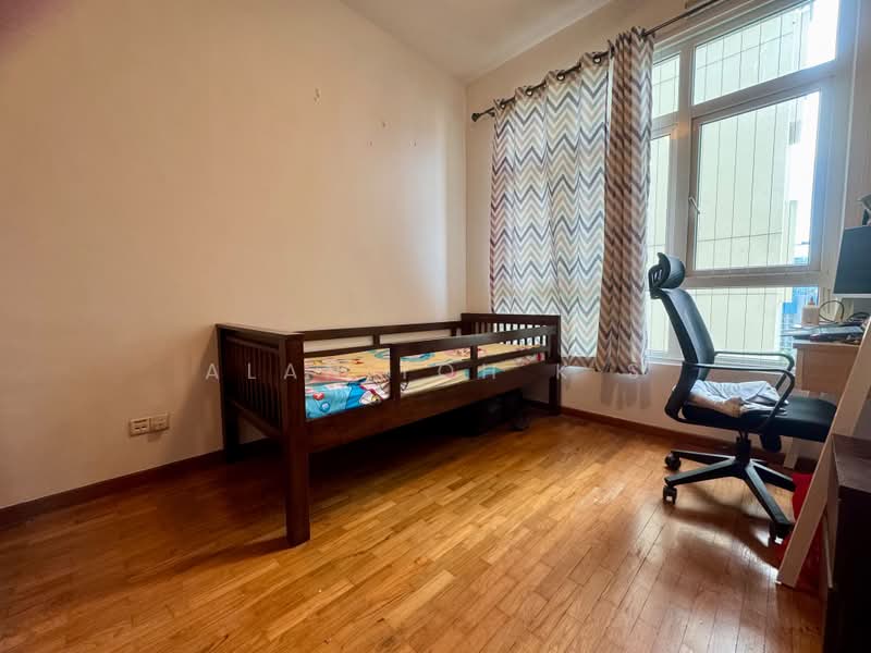 Summerhill, 54 Hume Avenue, 3 Bedrooms, 1,302 sqft, Condominium For Sale, by Alan Toh K S, 500201862 - Bedroom - PropertyGuru.com.sg