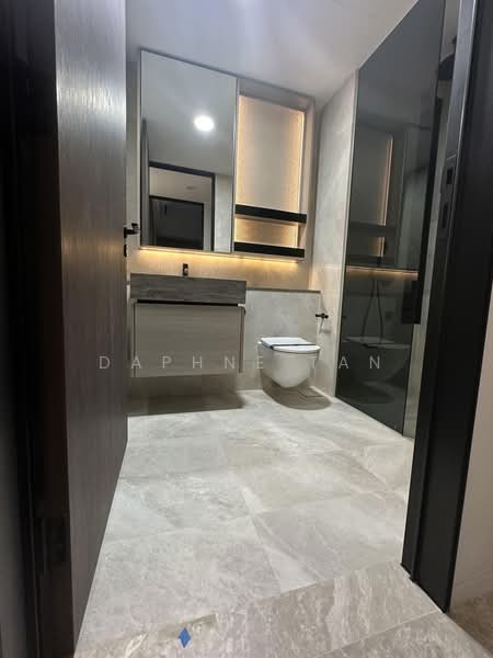 The Reef at King's Dock, 2 Harbourfront Avenue, 2 Bedrooms, 732 sqft, Condominium For Rent, by Daphne Tan, 500201869 - Bathroom - PropertyGuru.com.sg
