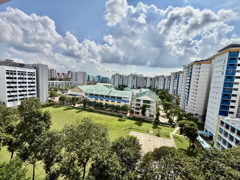 322 Sembawang Close, 322 Sembawang Close, 3 Bedrooms, 1,087 sqft, HDB Flat For Sale, by Jeslyn Lim 林瑞香, 500201870 - Exterior - PropertyGuru.com.sg