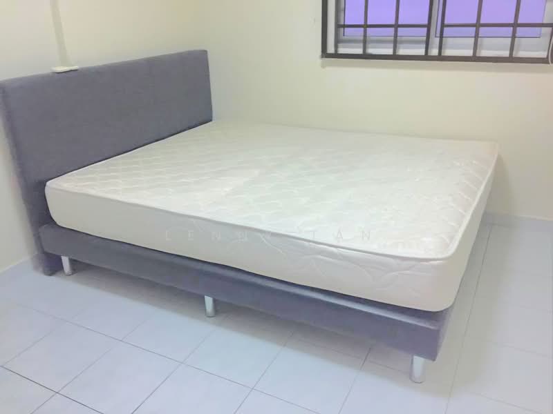 3 Mins Walk To Bugis MRT Station ! All Female Environment !, , Room Rental, 150 sqft, HDB Flat For Rent, by Lenny Tan, 500201875 - Bedroom - PropertyGuru.com.sg